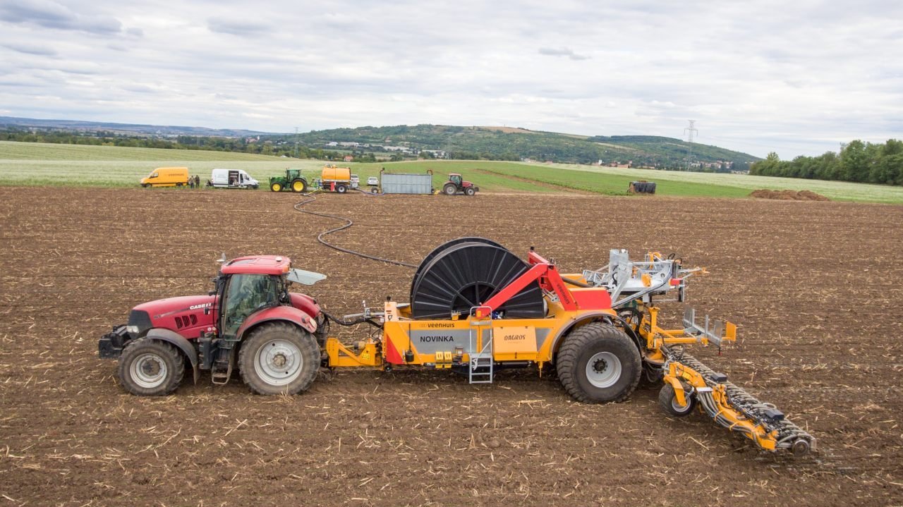 VEENHUIS_hadide_hlavni_1