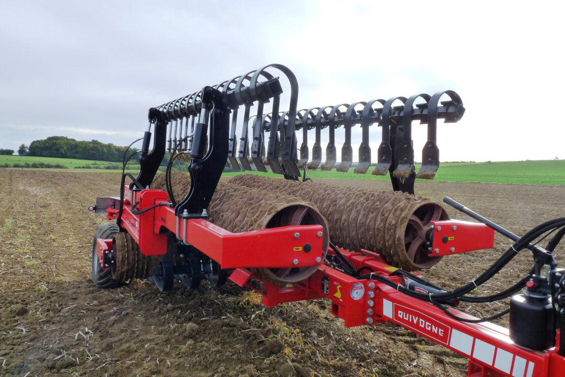 Zpracování půdy QUIVOGNE