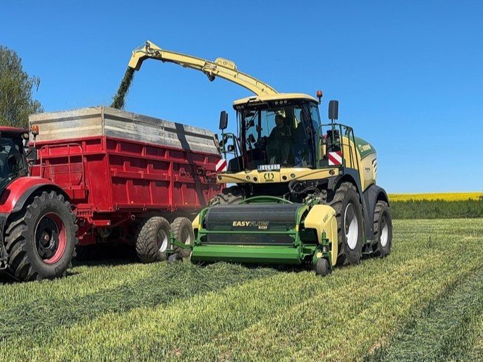 KRONE BiG X 630