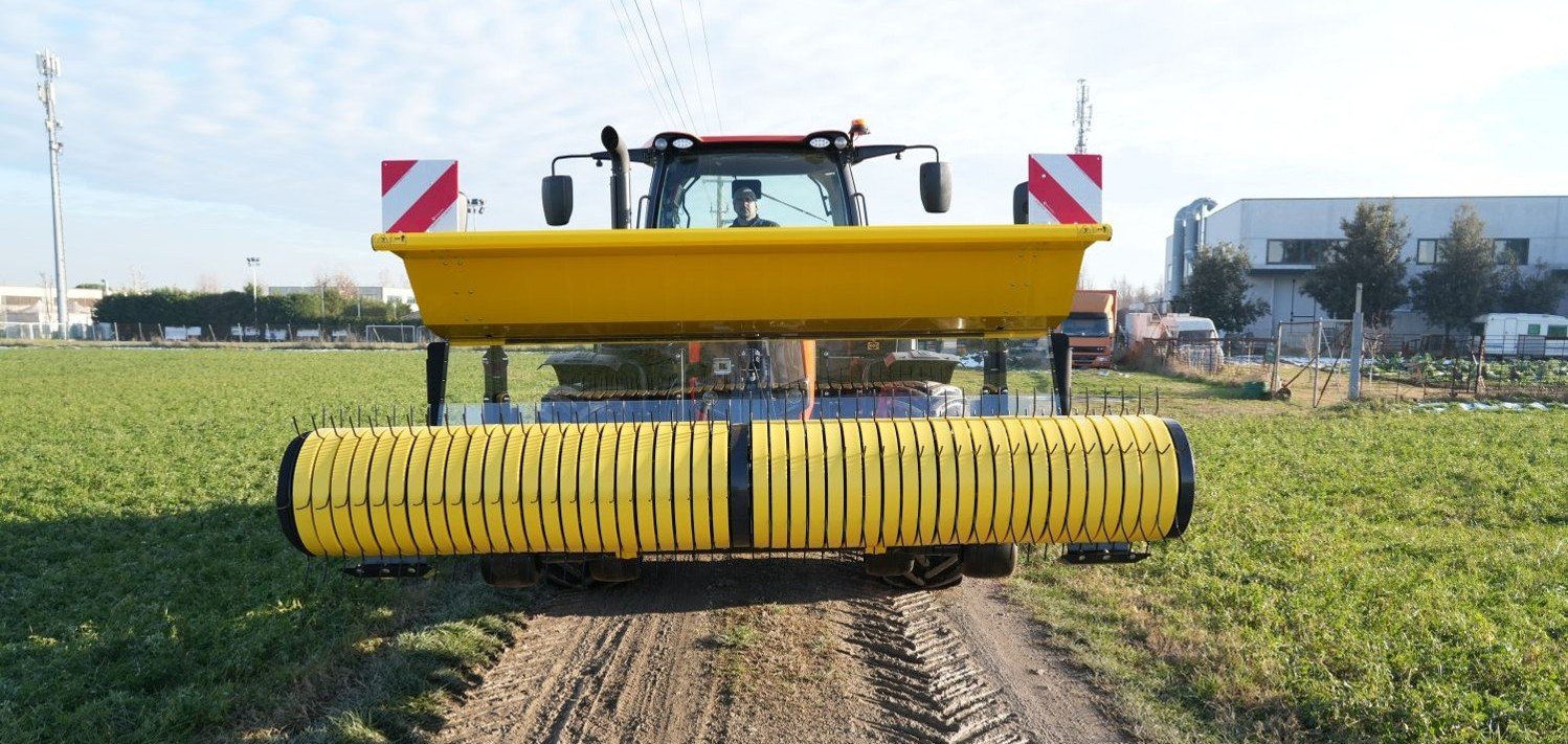 Pásový shrnovač ROC ST 380