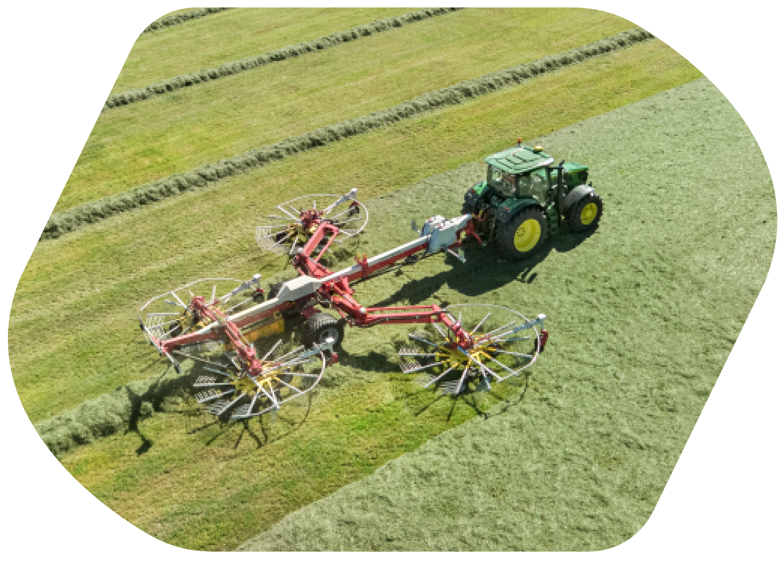 Čtyřrotorový shrnovač